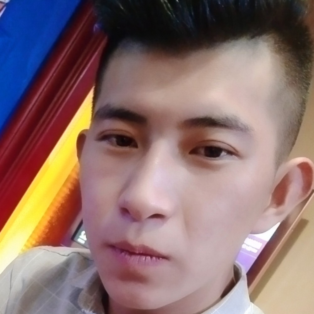 错落心锁的照片