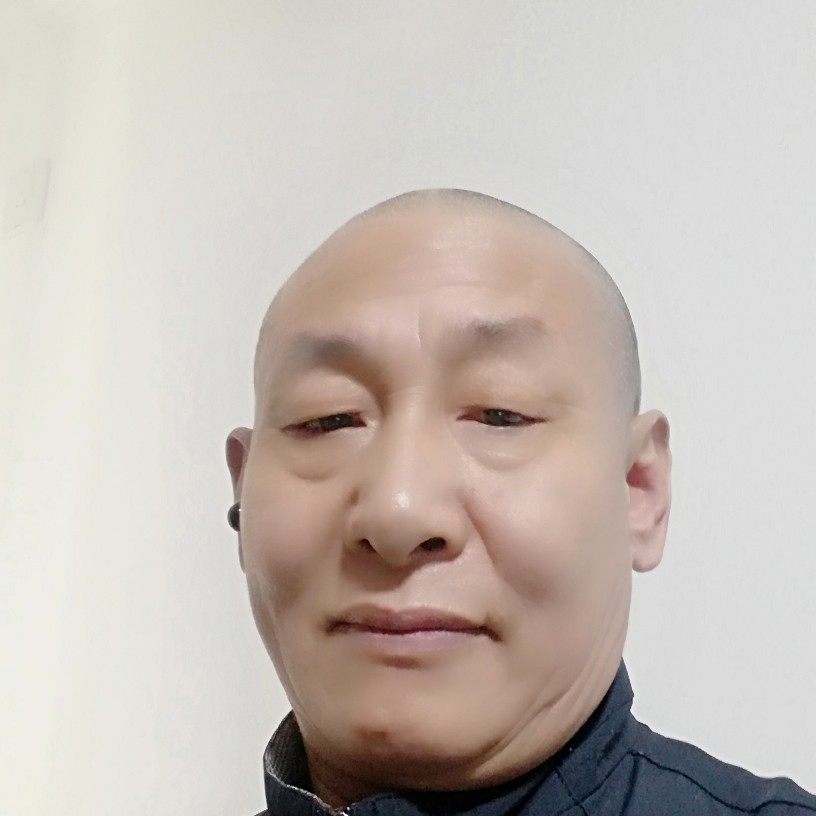 抽屉有儒雅的照片