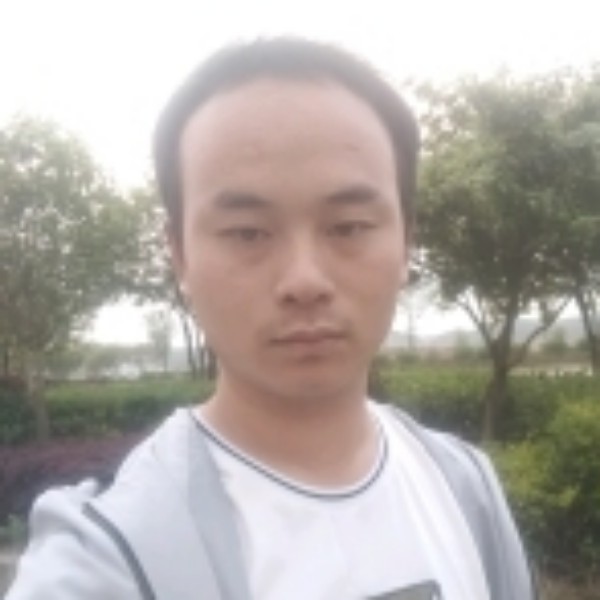 遇丶見的照片