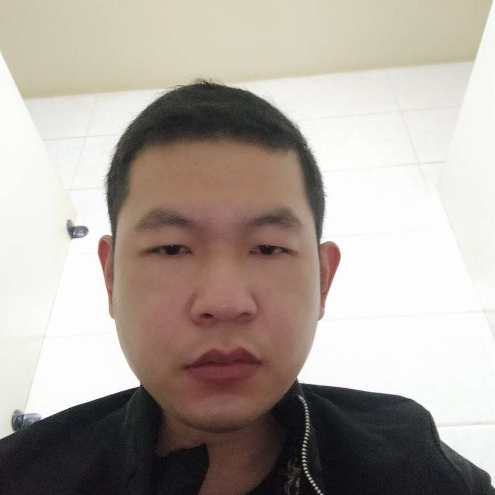 板凳邂逅错落的照片