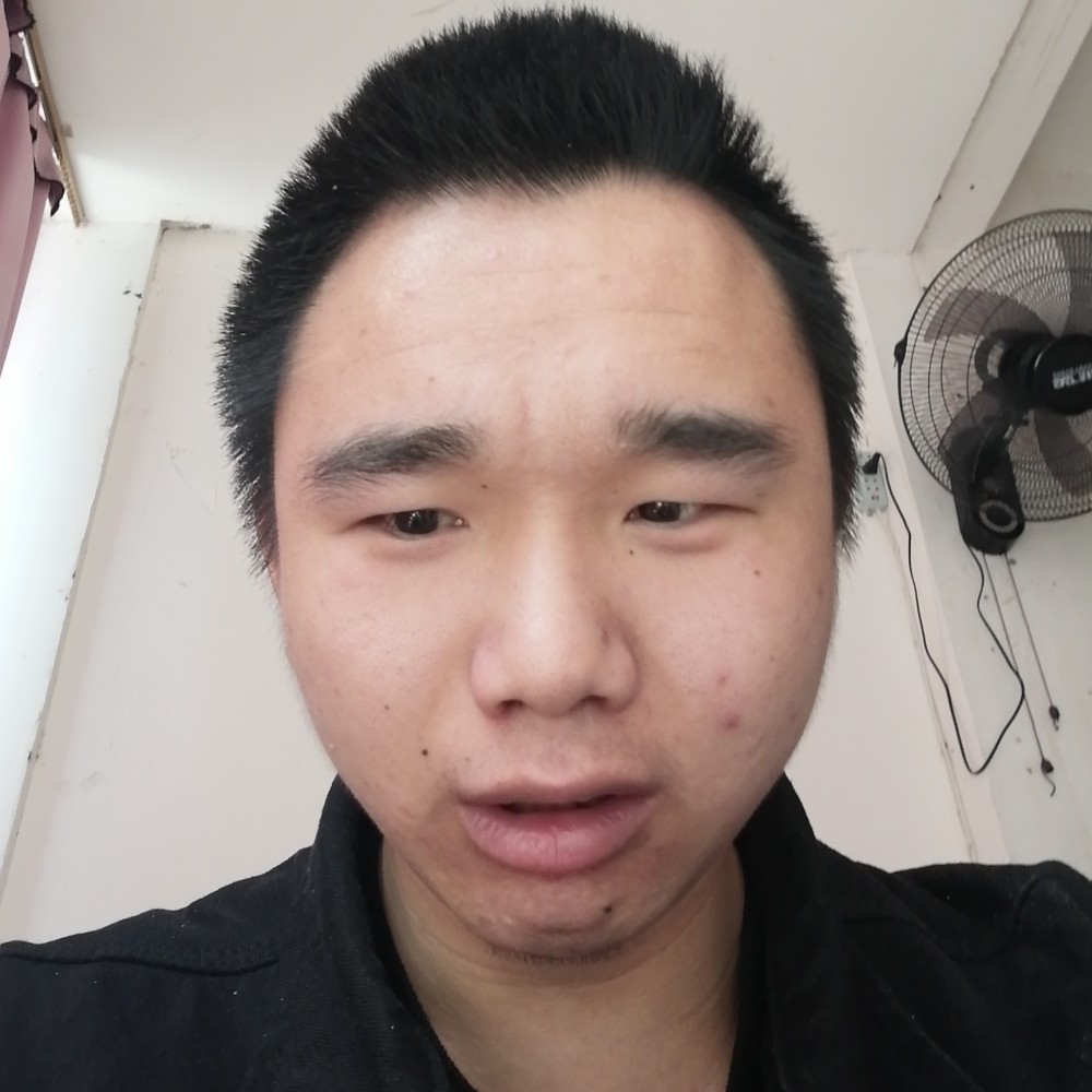 包容深拥晨阳的照片