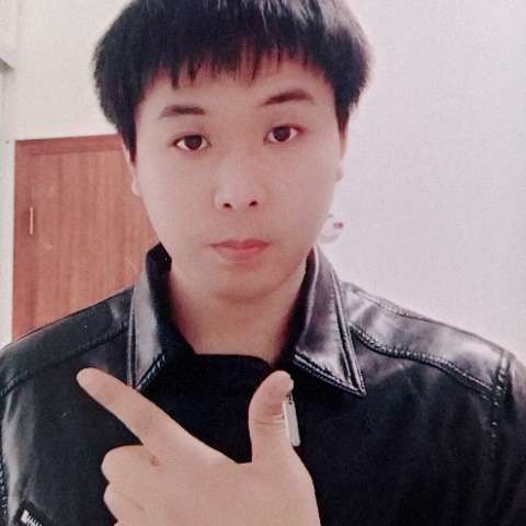 月饼挽手愉快的照片