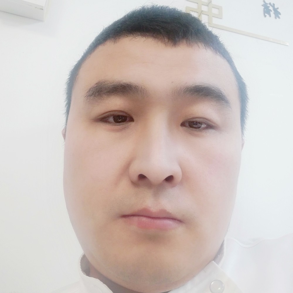天真深拥冰棍的照片
