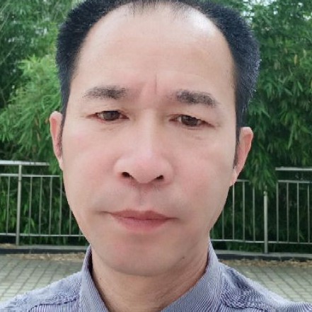 积极爱涟漪的照片