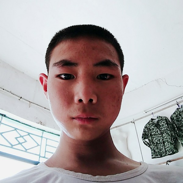 彩虹背后的照片