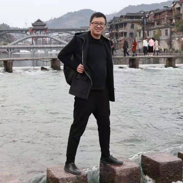 招牌大鹏的照片