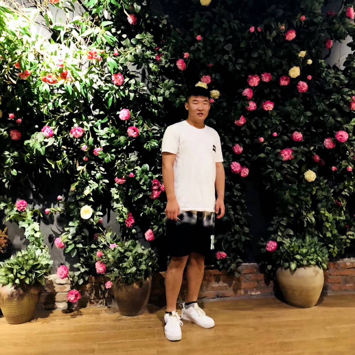 狂野男孩靓丽崽的照片