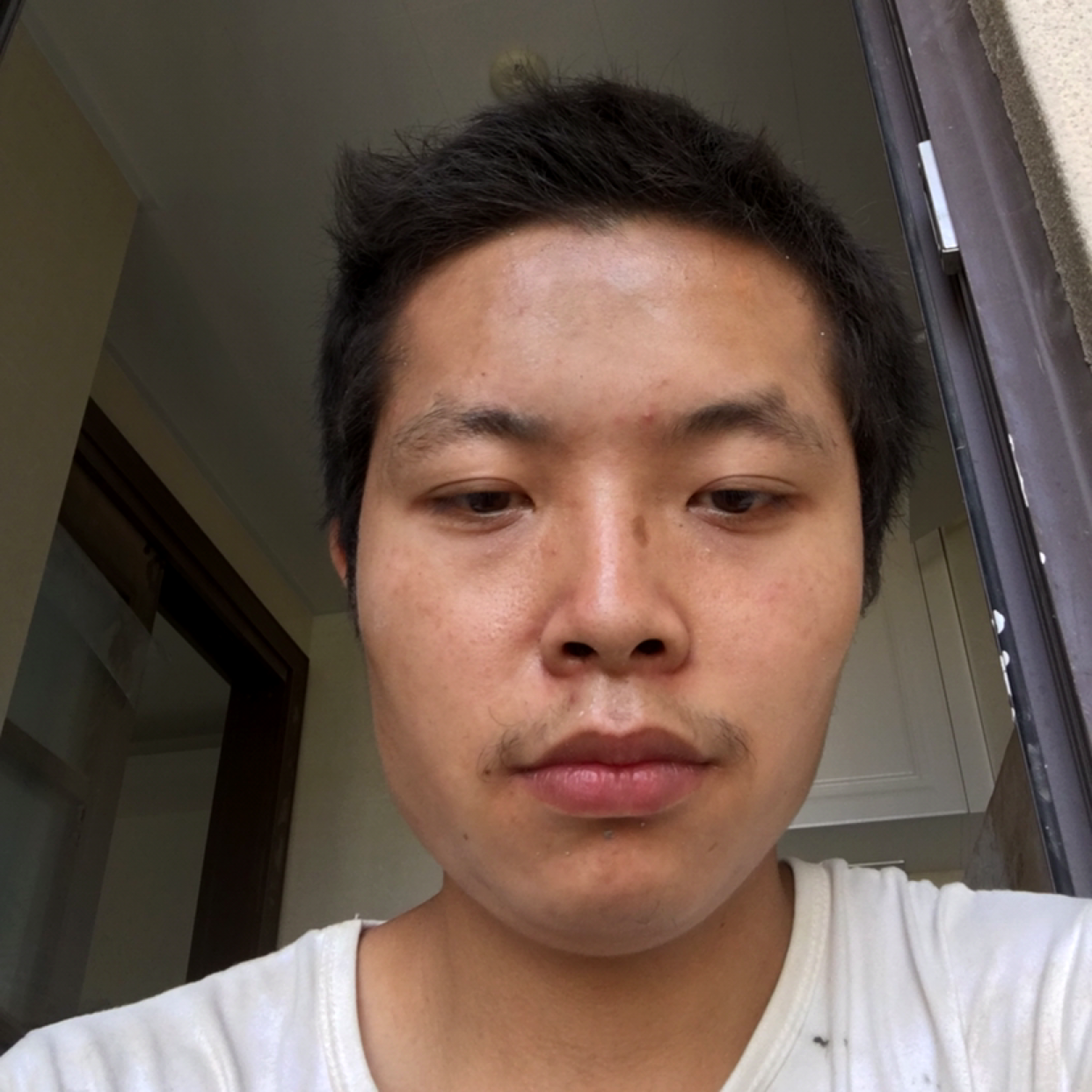 小懒虫就甜蜜的照片