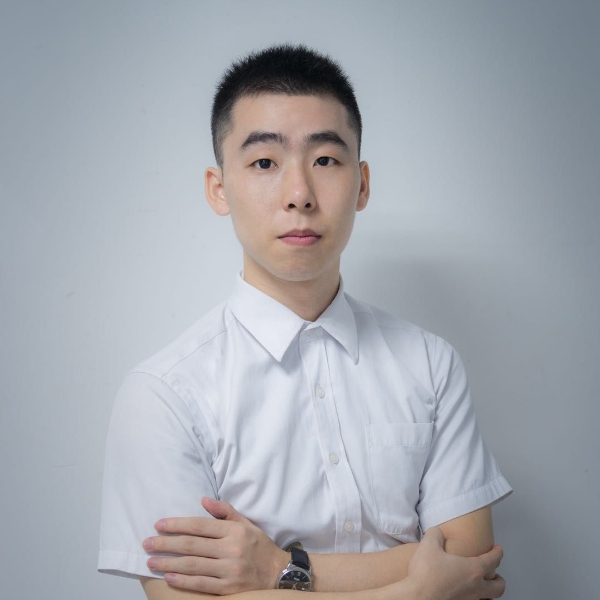 凯文，的照片