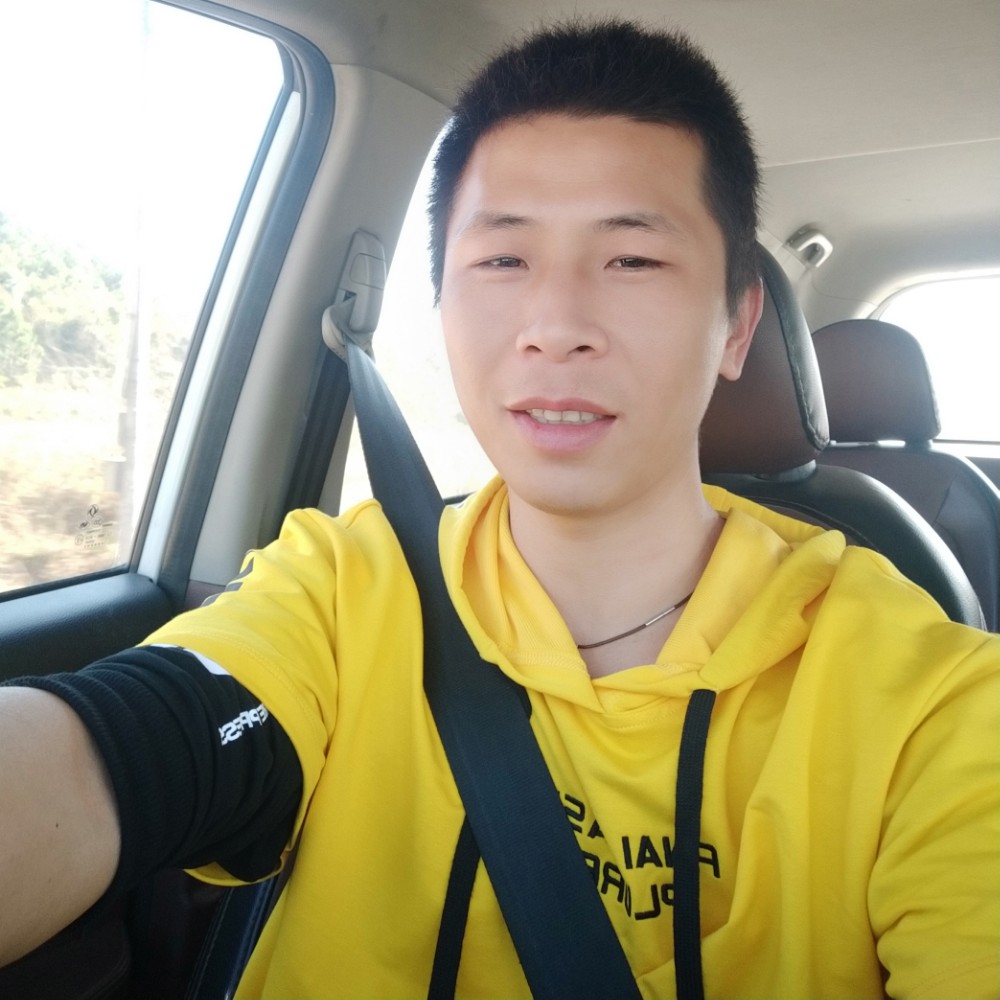 小曾三哥的照片