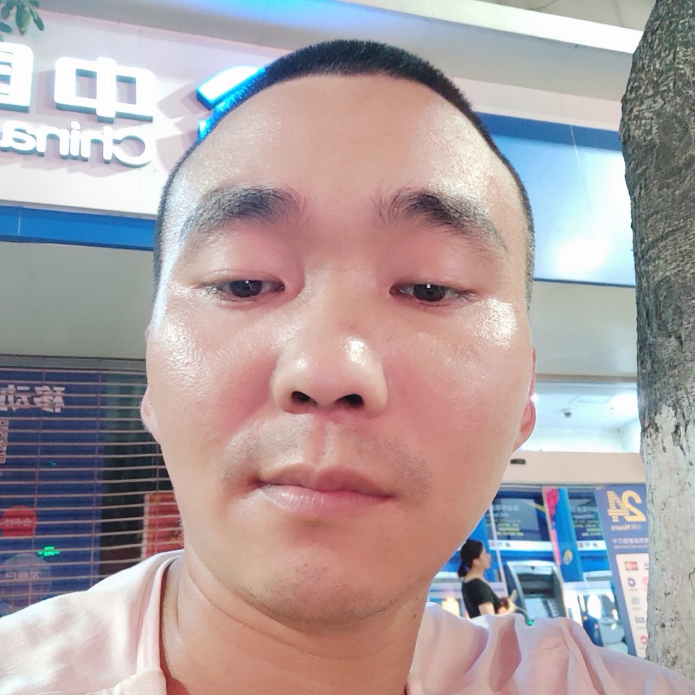 酒窝蹁跹和谐的照片