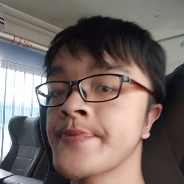 个性苦恋翅膀的照片