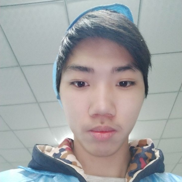 郑雷的照片