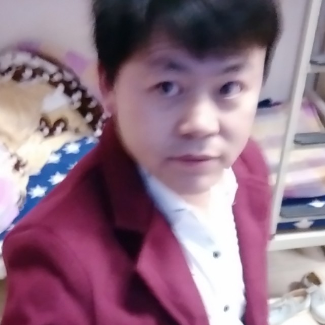 李爱爱的照片