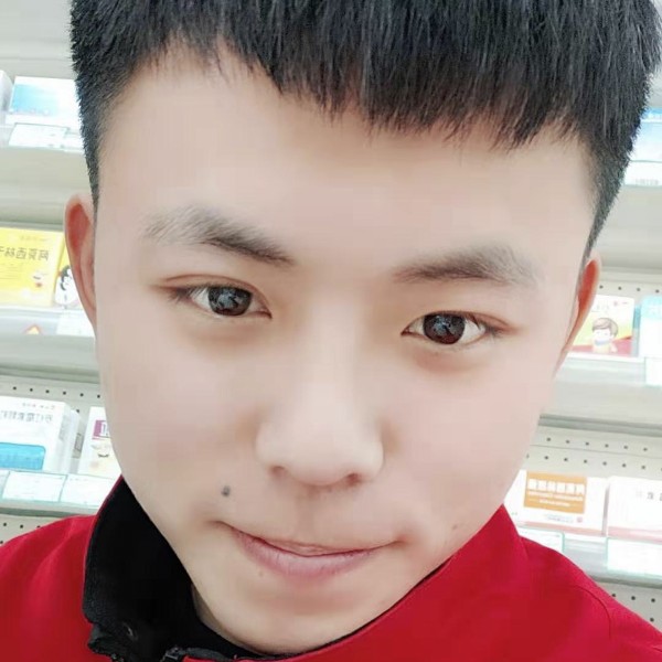 刘昊轩的照片