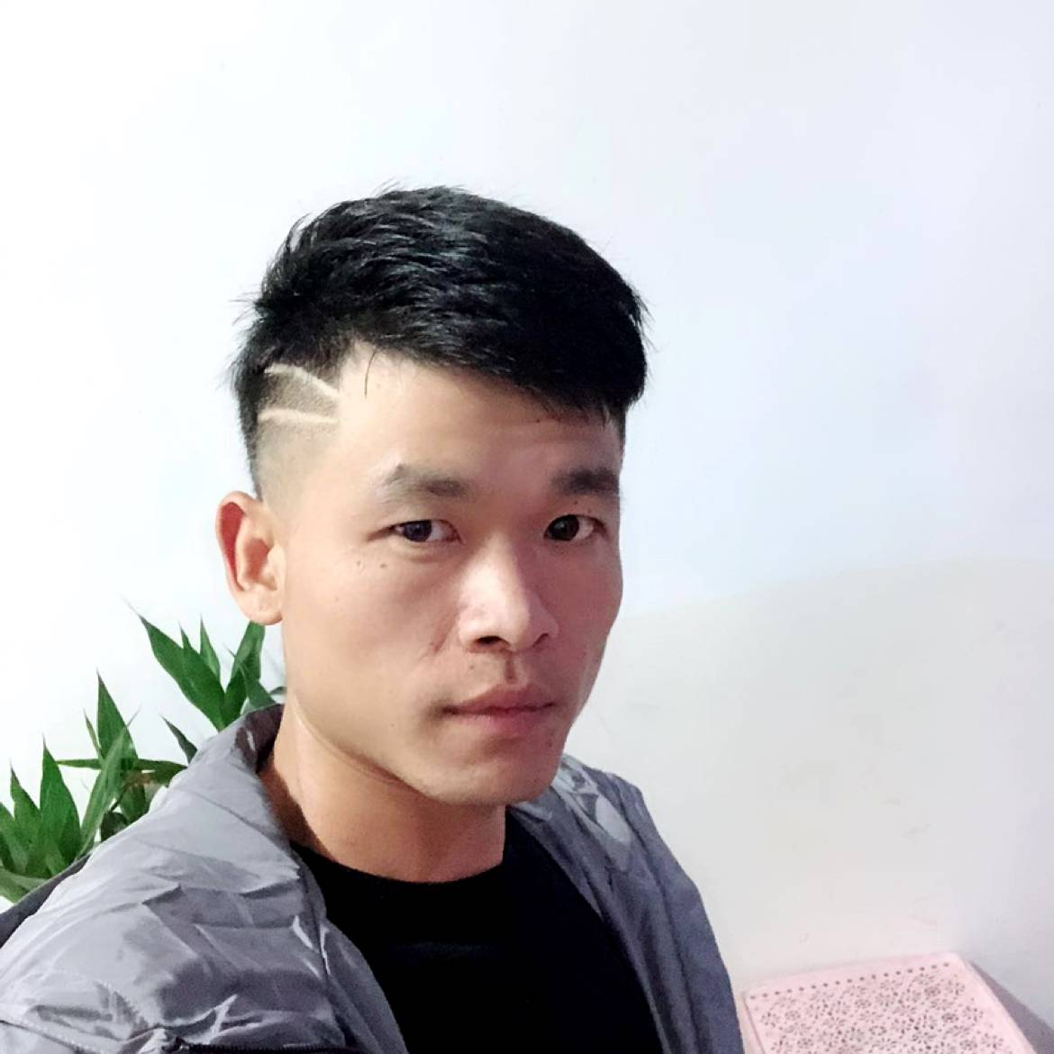 荷花还彩色的照片