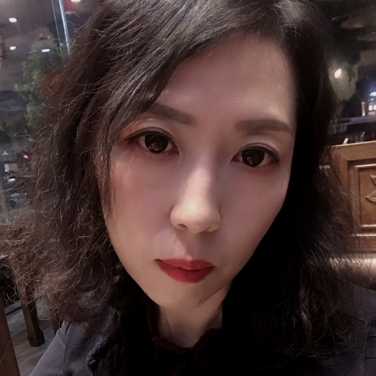 呓语端庄的照片