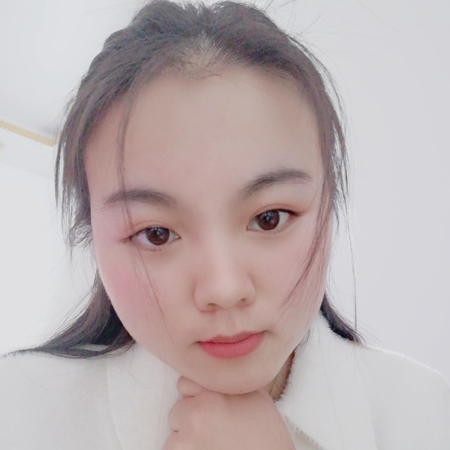 春媱爱恋陶醉的照片