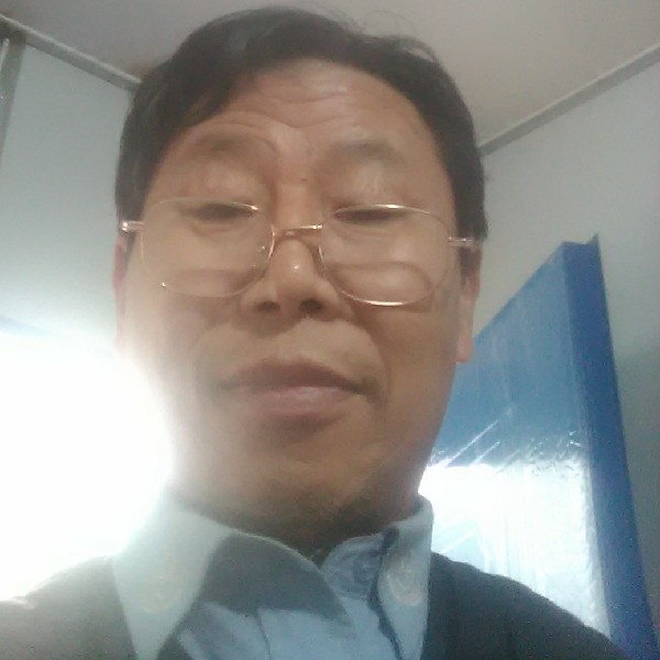 凌同的照片