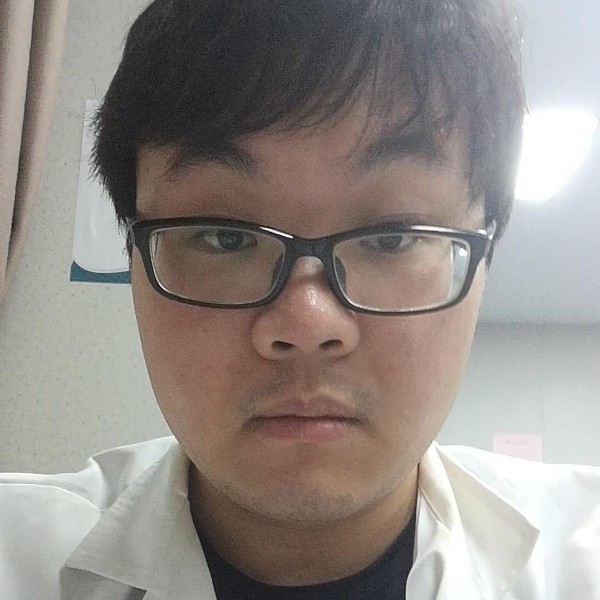 余音务实的照片