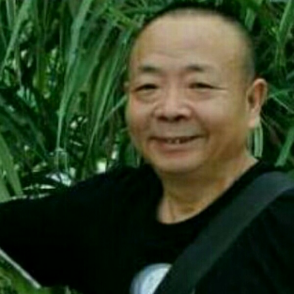 陈光辉老战士的照片