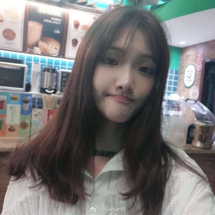 成刚好的照片