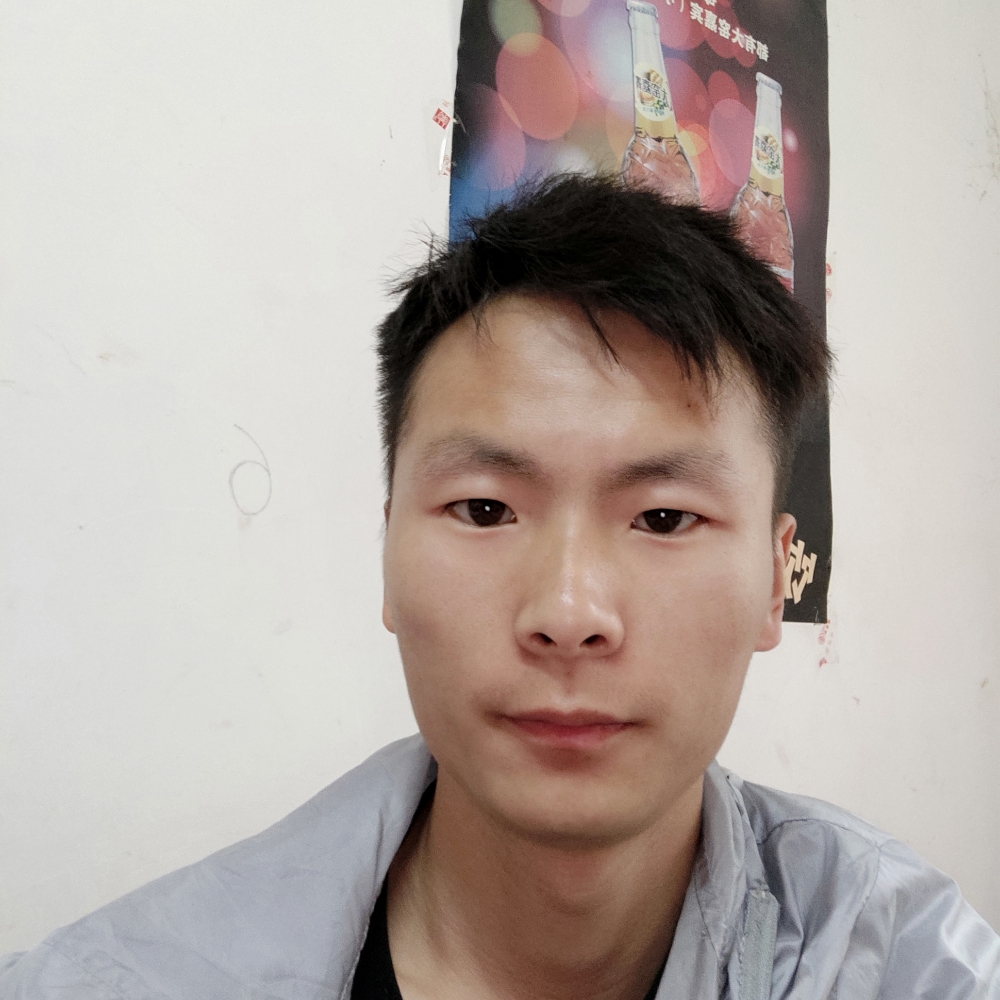 蓝天㿟雲的照片