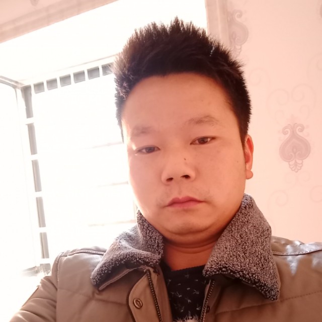 林振强的照片