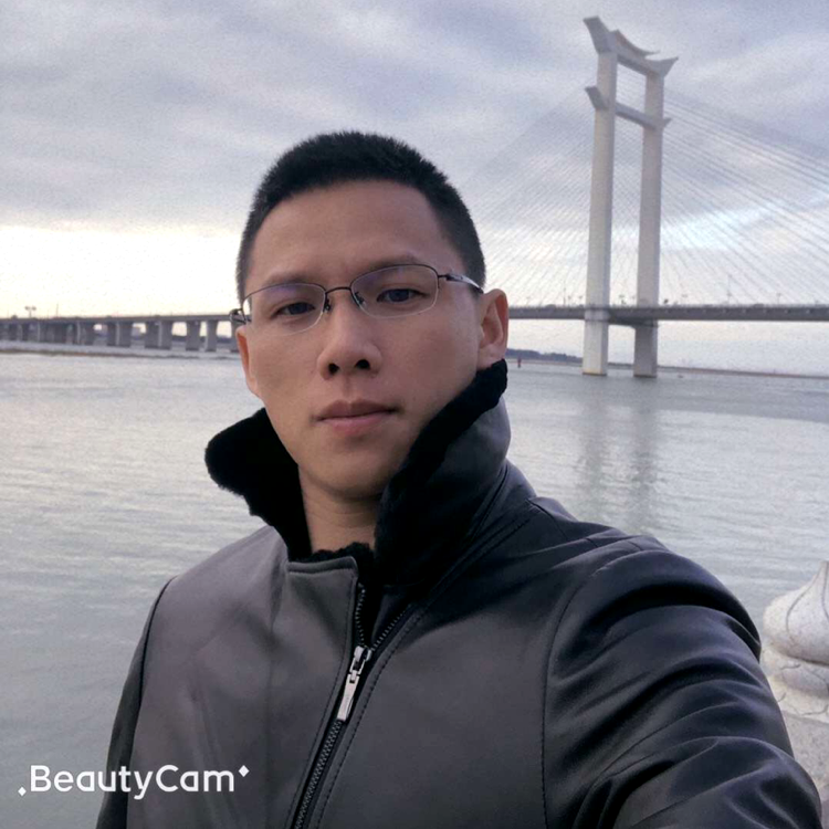 高兴爱恋心情的照片