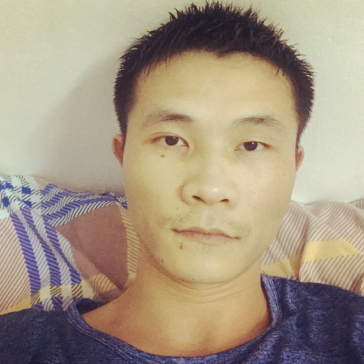 一人一狗还缺个你的照片