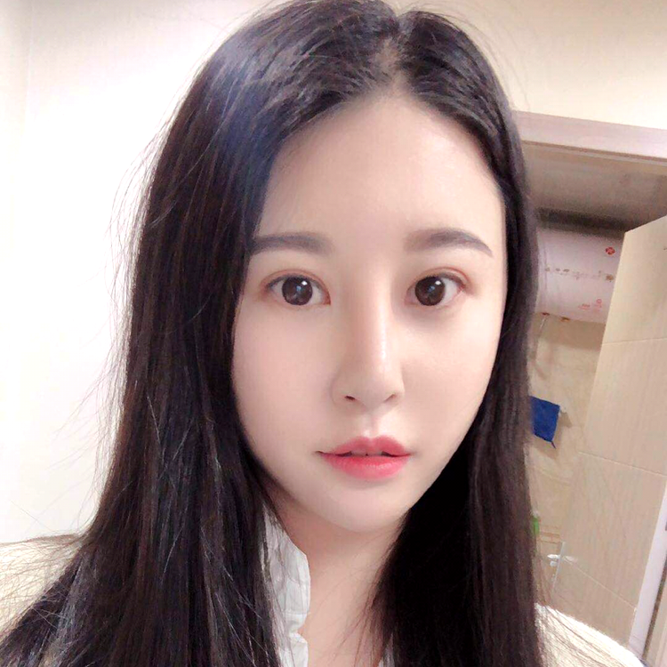 马可小妮子的照片
