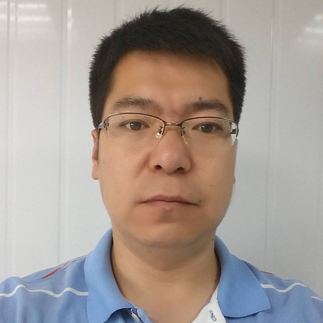 人生初见何事画扇的照片