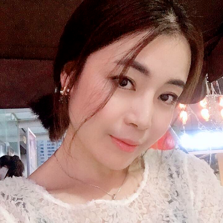 Fiona向的照片