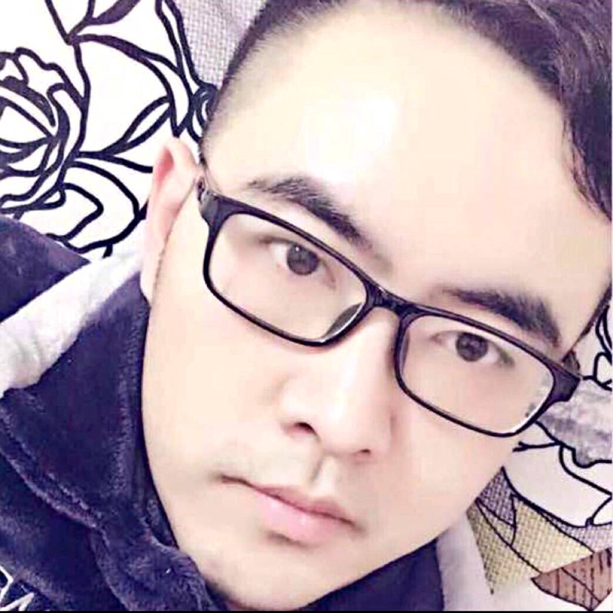 悲凉打醉梦的照片