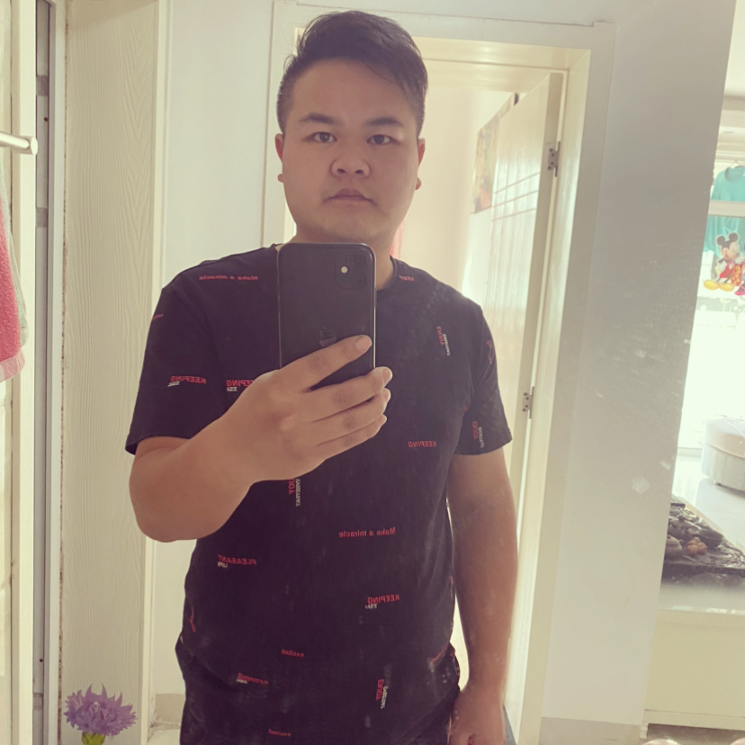光亮爱草莓的照片