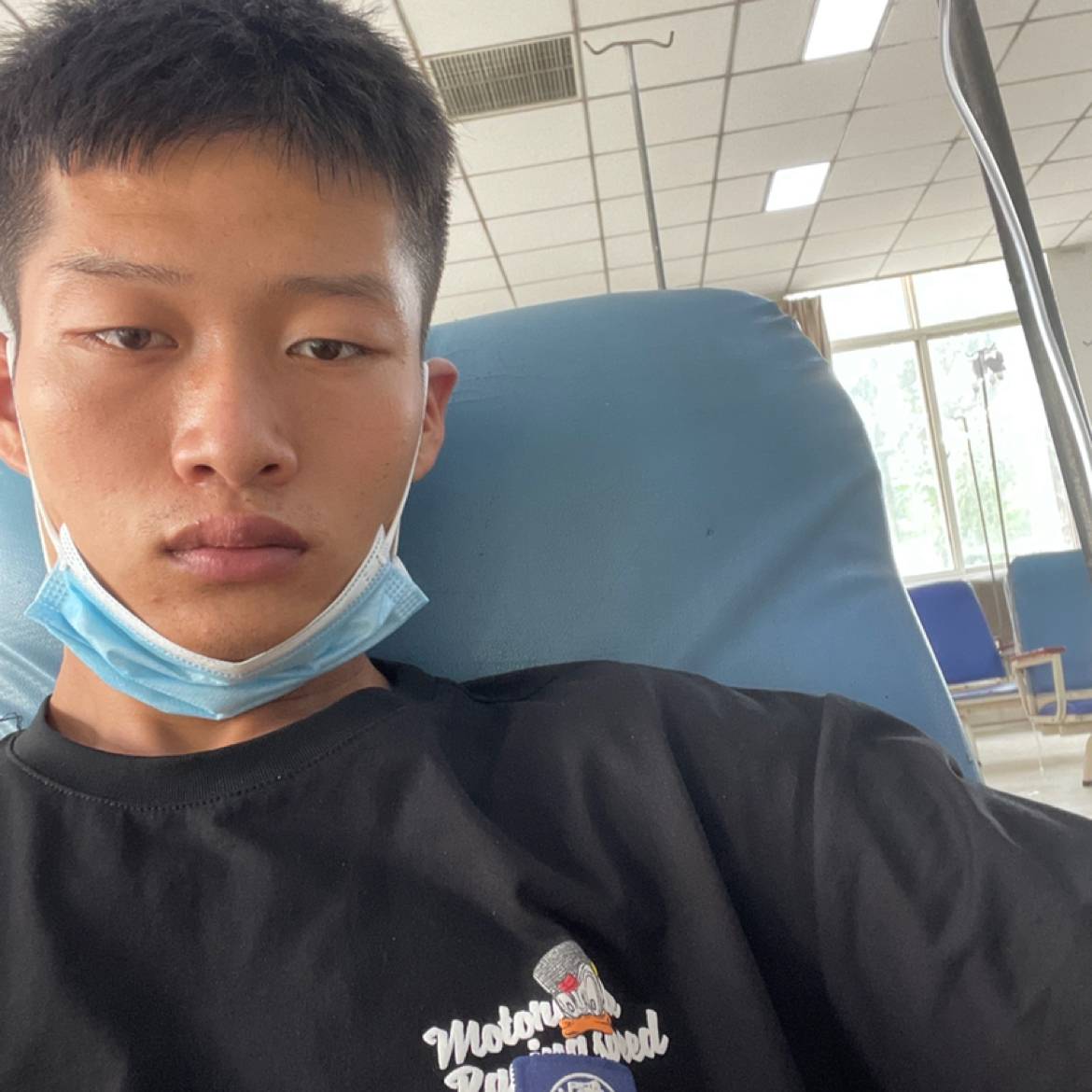 山水说仁爱的照片
