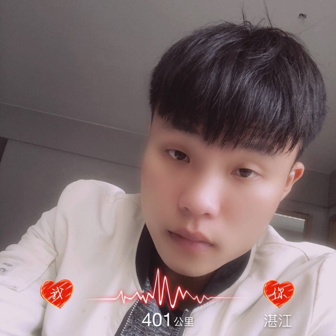多情吃醋枕头的照片