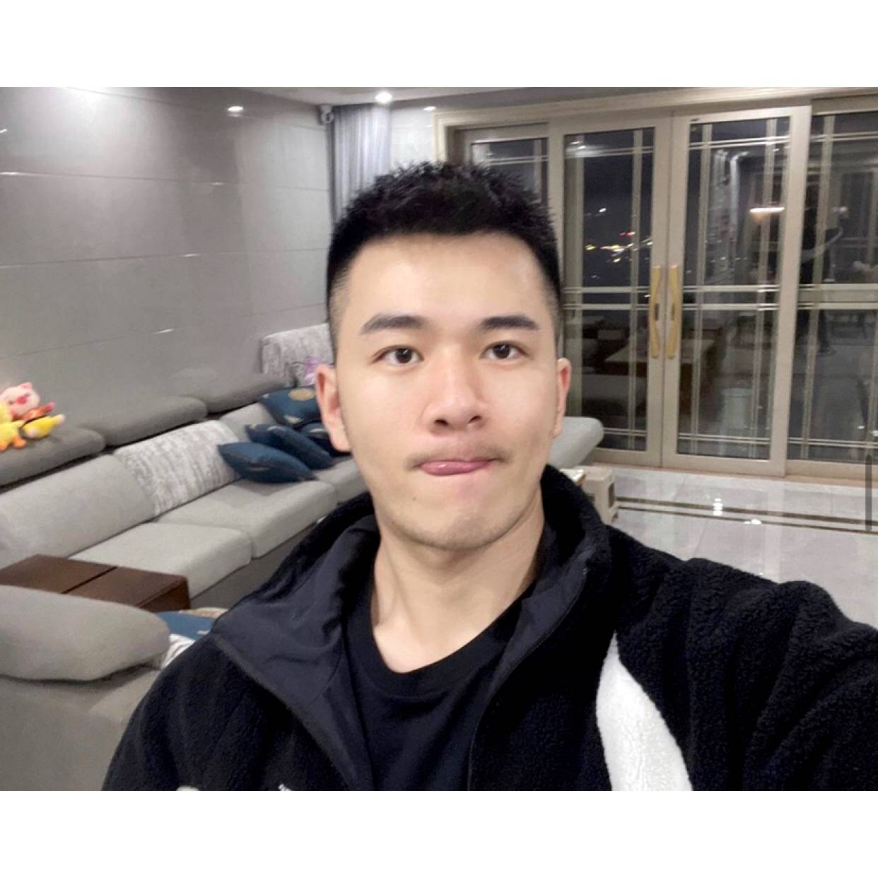 教官金的照片