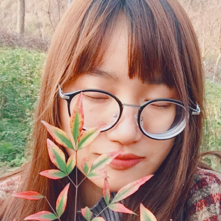 林由的照片