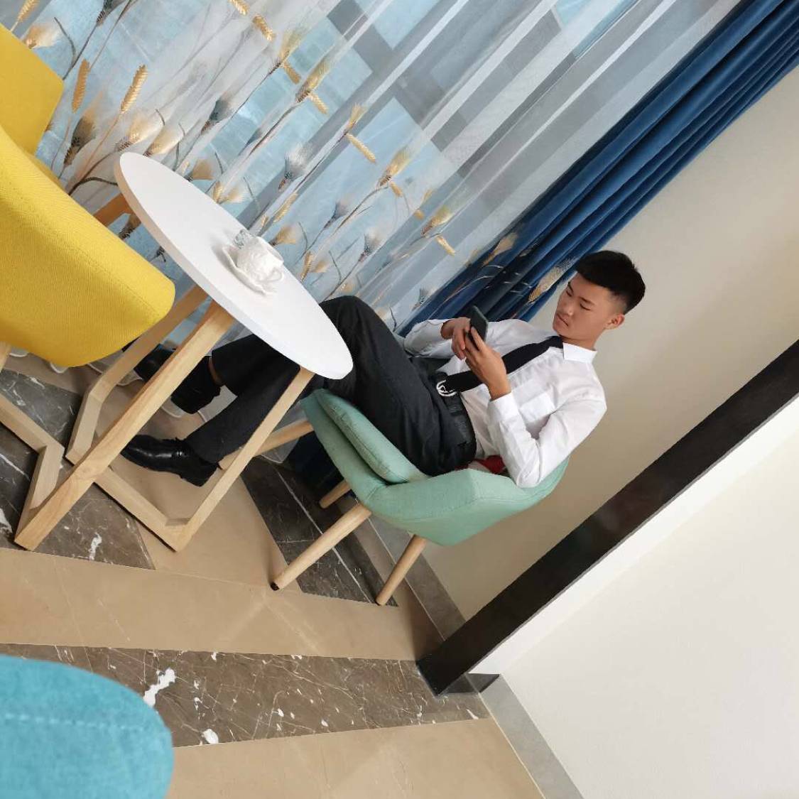 蘩藜方清秀的照片