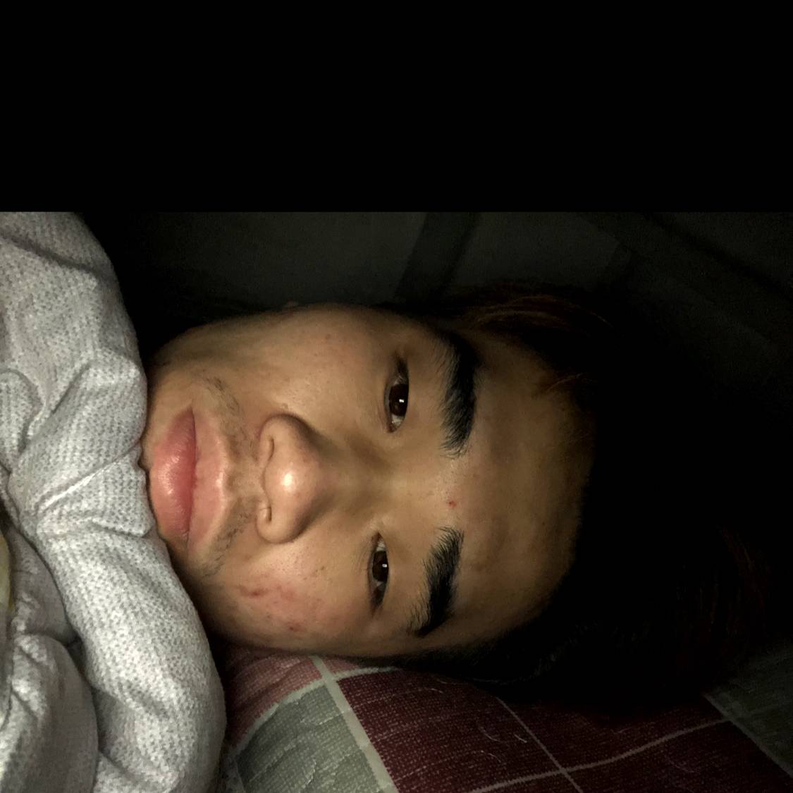 安详方发卡的照片