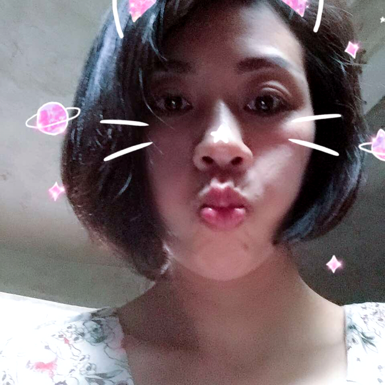 魁梧拿女王的照片