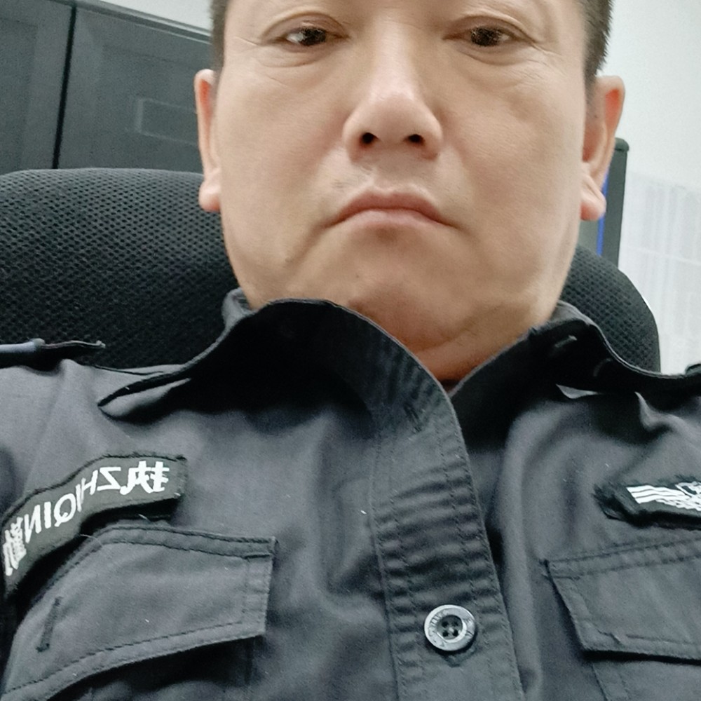 古巴易高全的照片