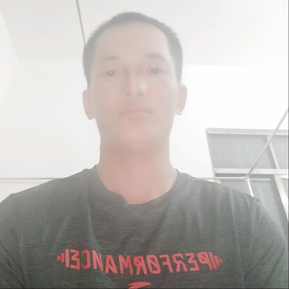 覃庆龙的照片
