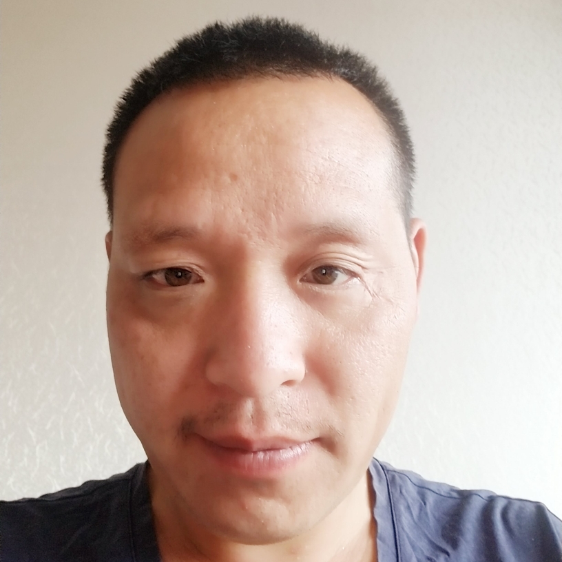 陈丑男的照片