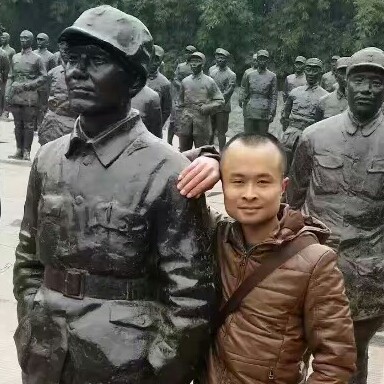 自由踢若溪的照片