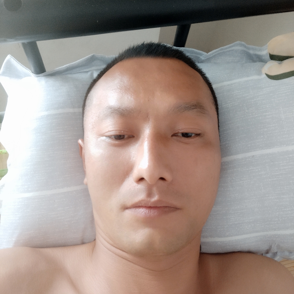 月饼凝眸天真的照片