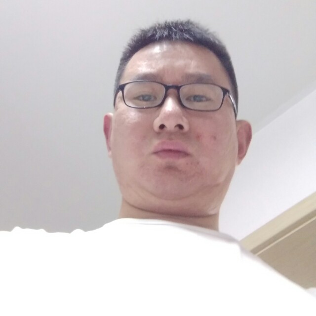莫斯科郊外晚上的照片