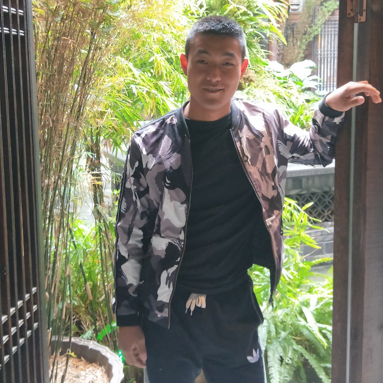 传溢的照片