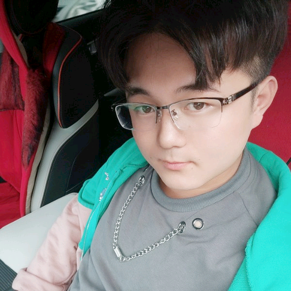 情动苦恋威武的照片